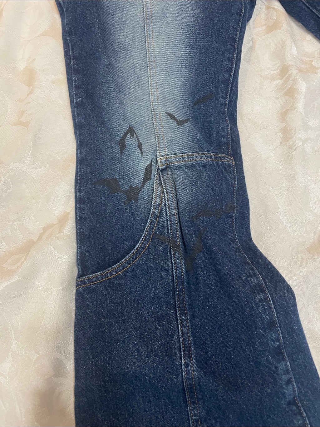 Ditch Bat Streetwear Denim Jeans. Wide Leg High Rise. Fray Hem. Preowned. Size M — image 2 of 8